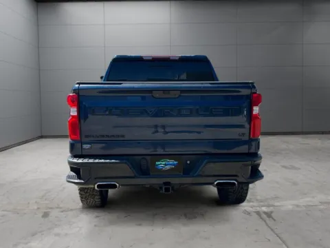 More photos of 2021 Chevrolet Silverado 1500 4WD Crew Cab Short Bed LT Trail Boss at New Wave Automotive, CO