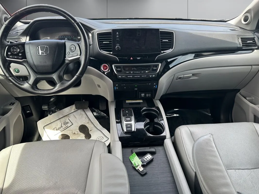 Honda Pilot photo 12