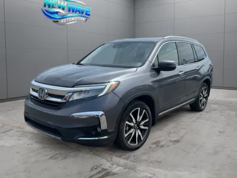 Gray 2019 Honda Pilot Elite for sale in Denver, CO