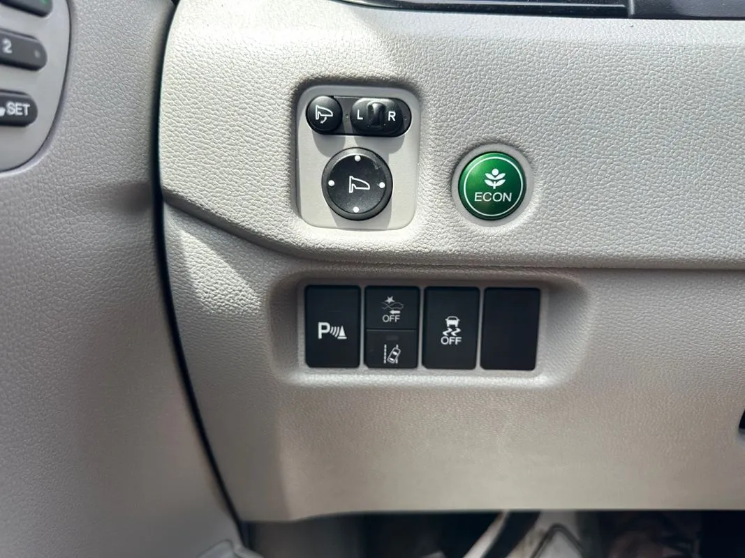 Honda Pilot photo 25
