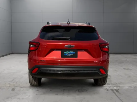More photos of 2024 Chevrolet Trax FWD 2RS at New Wave Automotive, CO