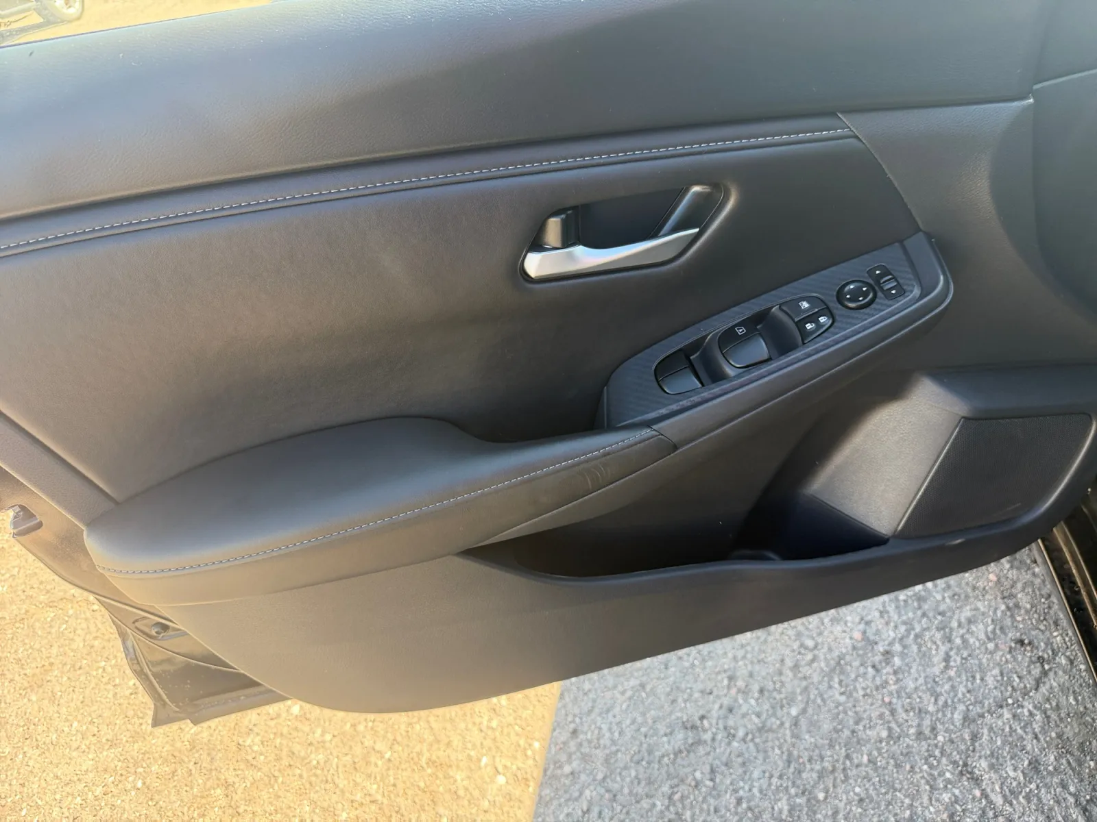 Nissan Sentra photo 11