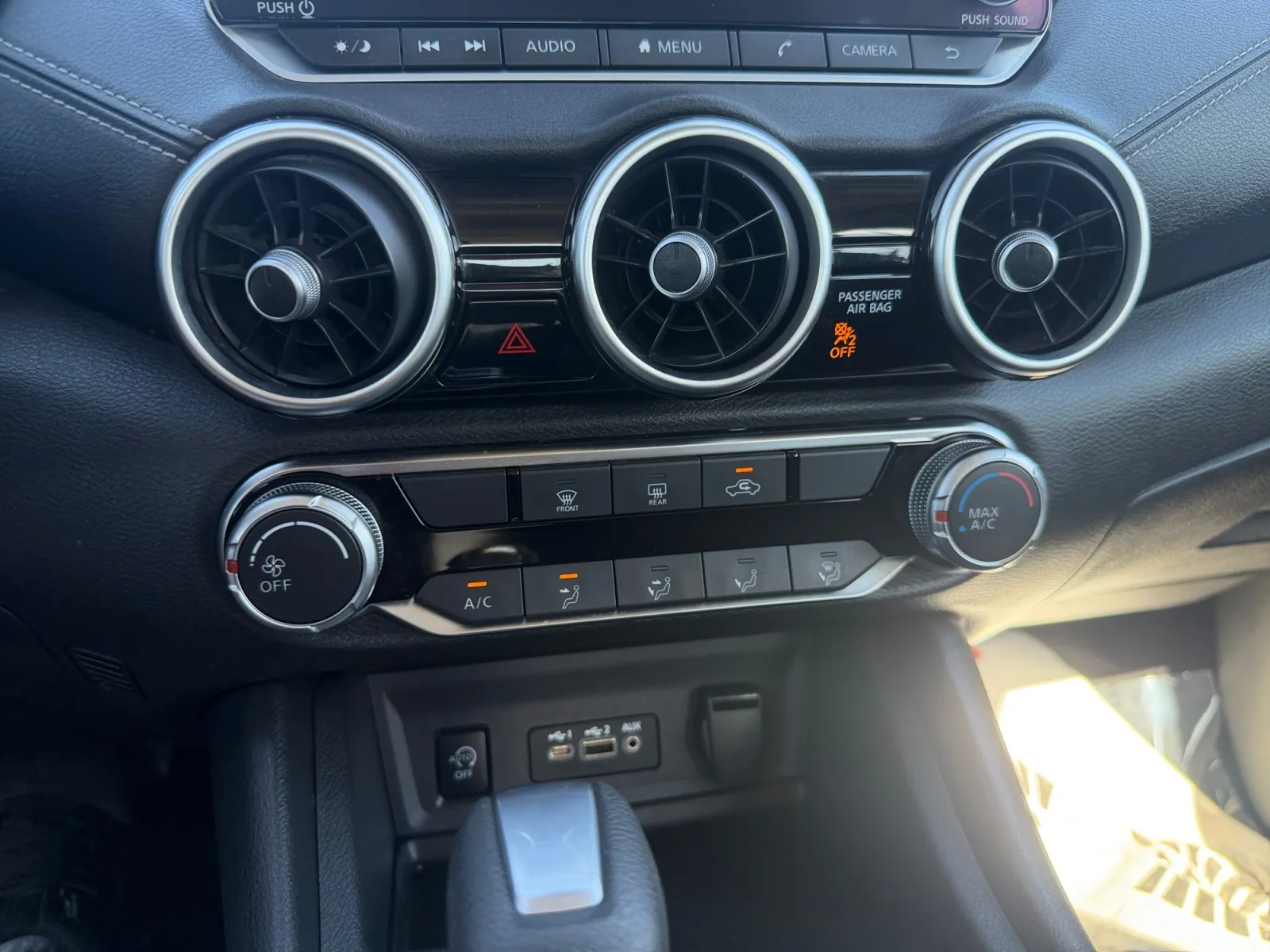Nissan Sentra photo 24