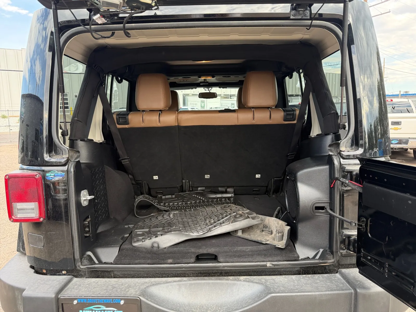 Jeep Wrangler photo 19