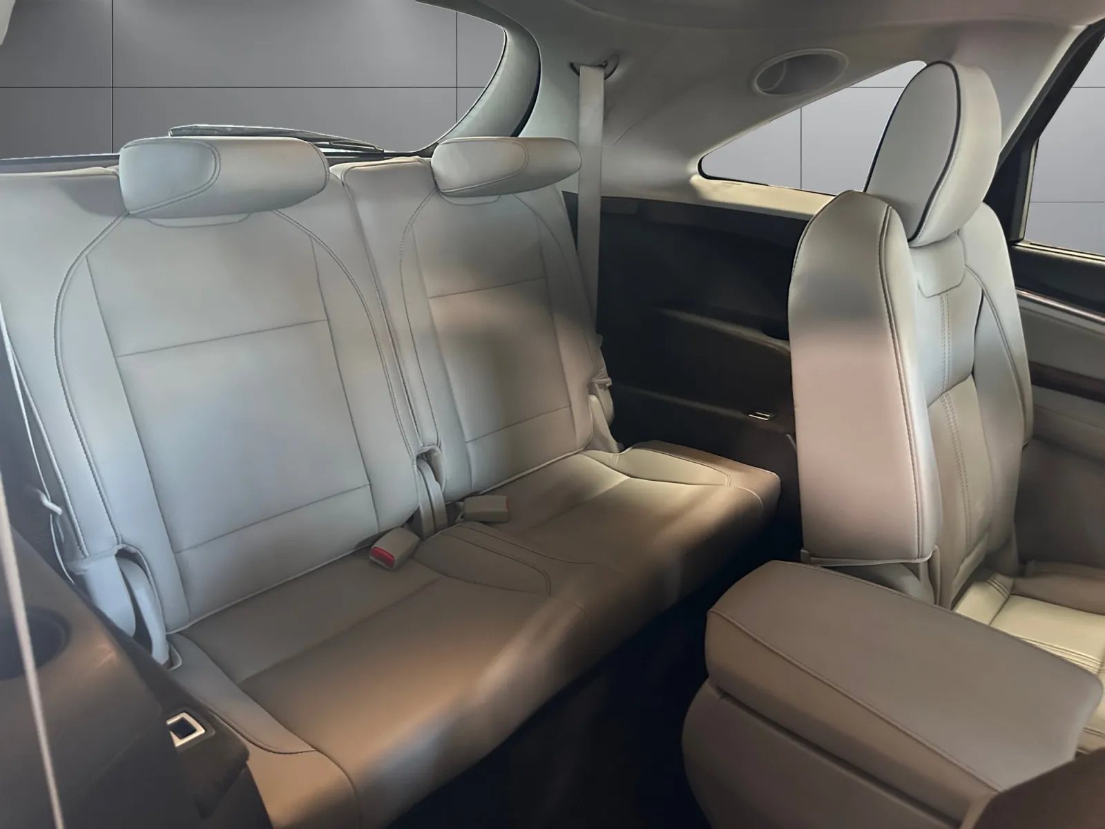 Acura MDX photo 18