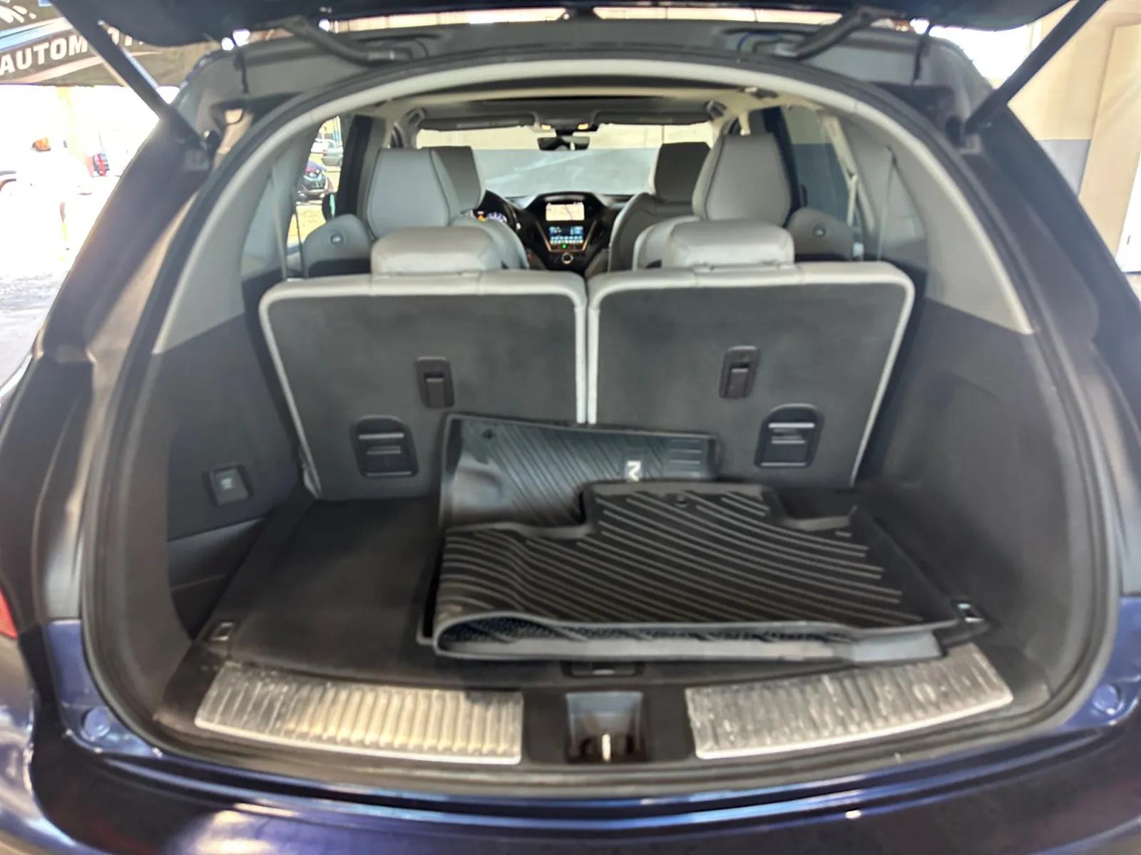 Acura MDX photo 19