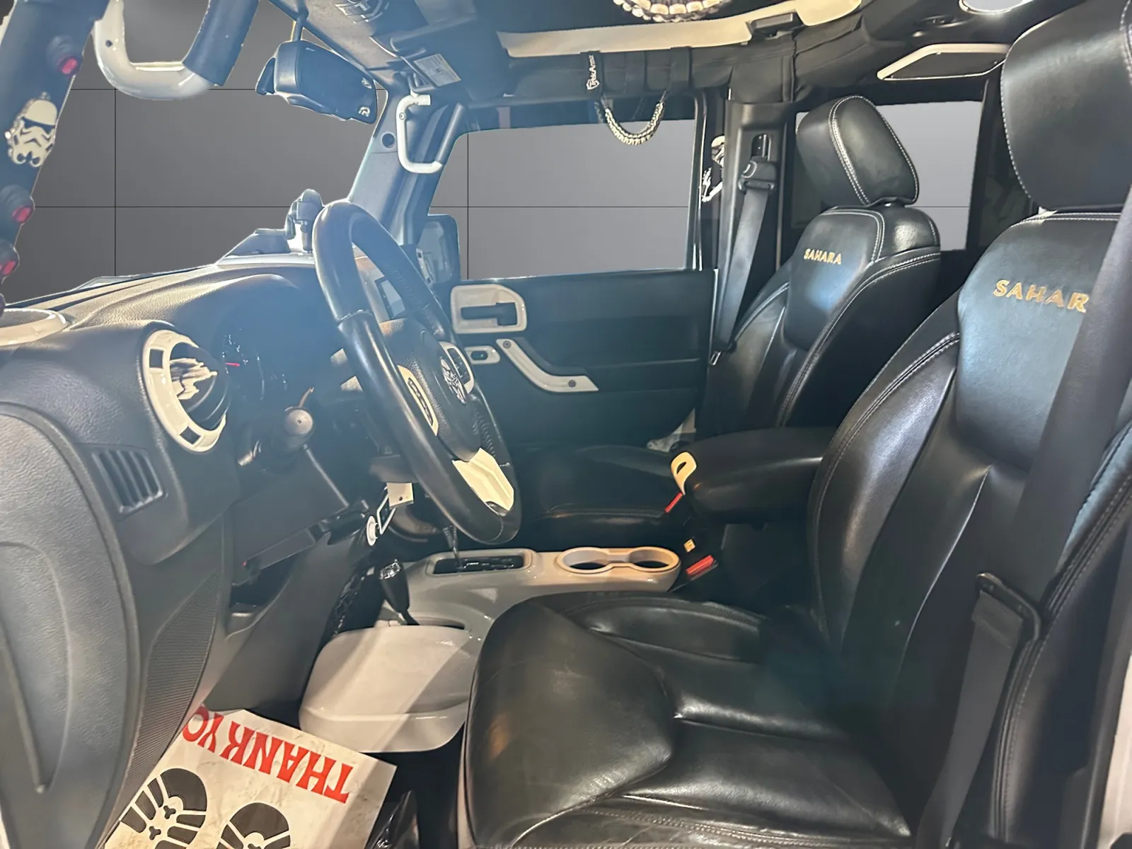 Jeep Wrangler photo 10