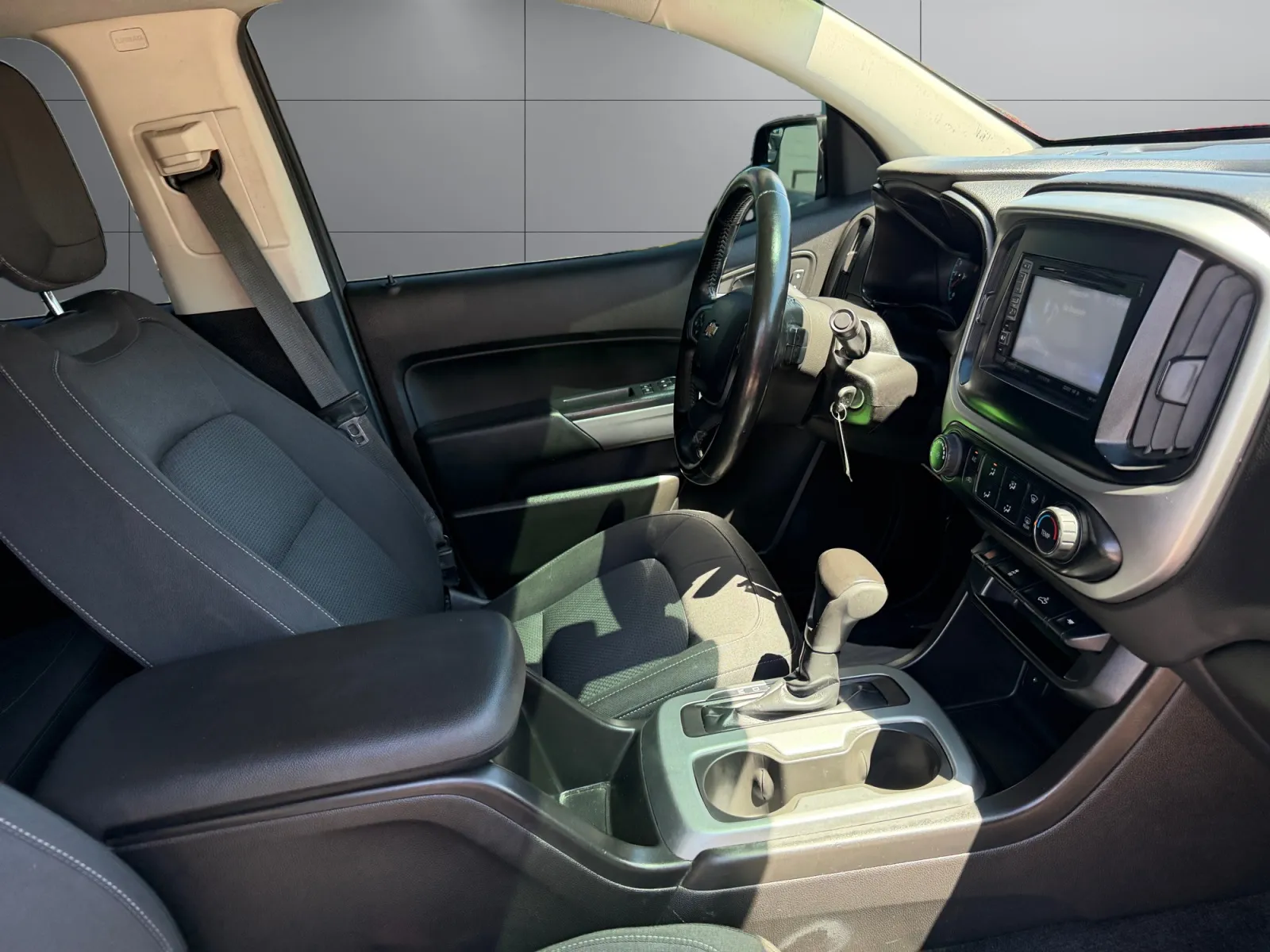 Chevrolet Colorado photo 17