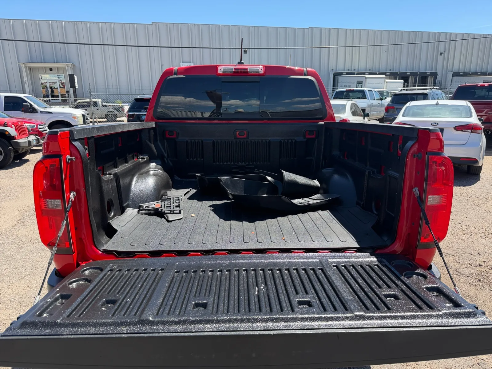 Chevrolet Colorado photo 19