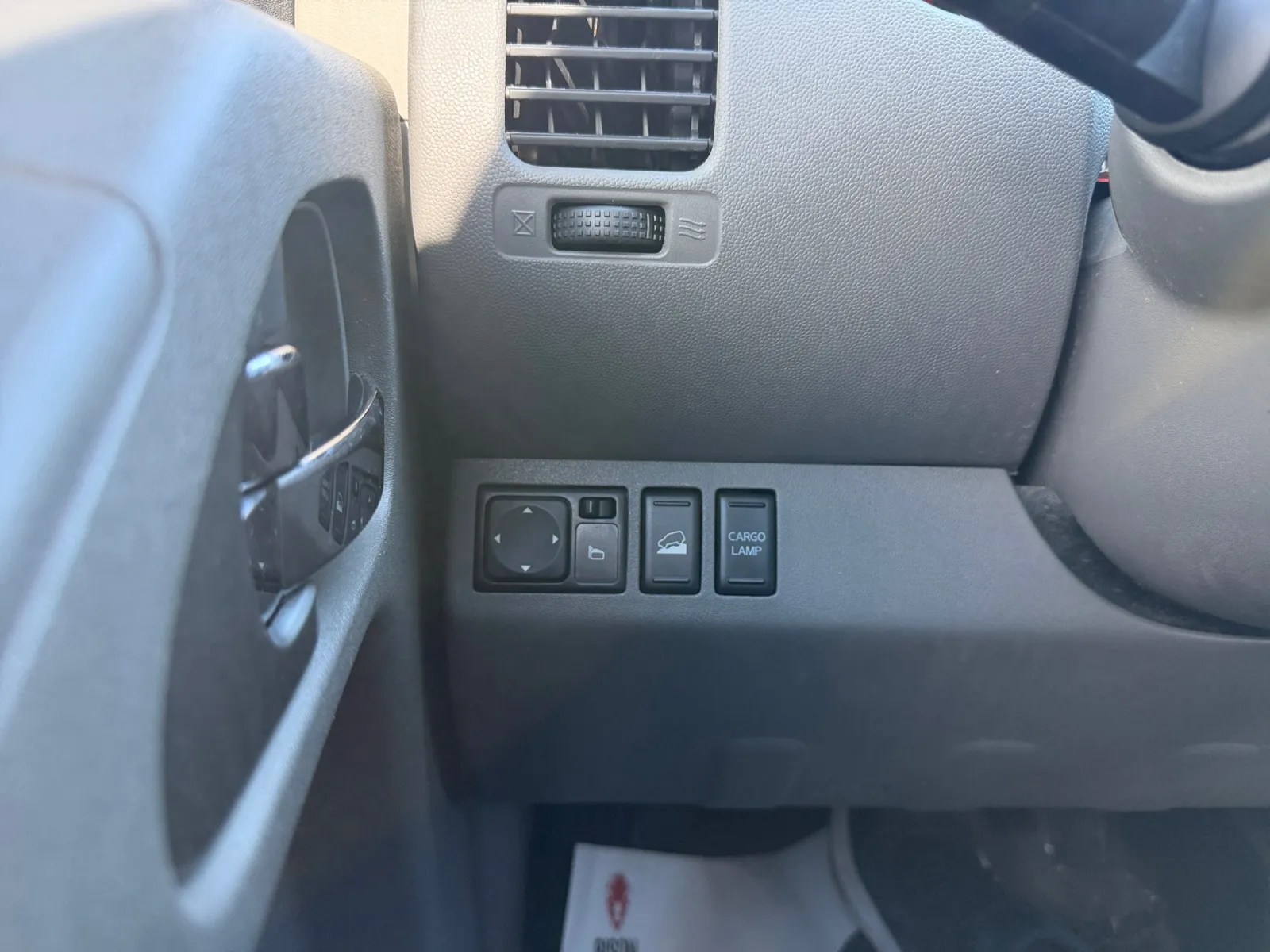 Nissan Frontier photo 23
