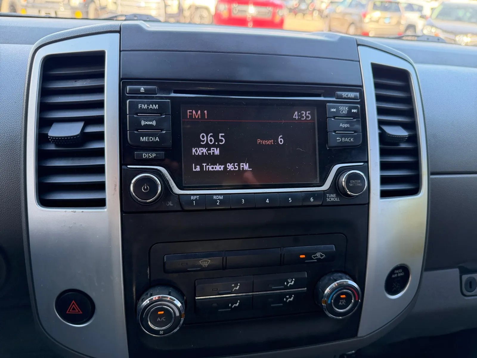 Nissan Frontier photo 21