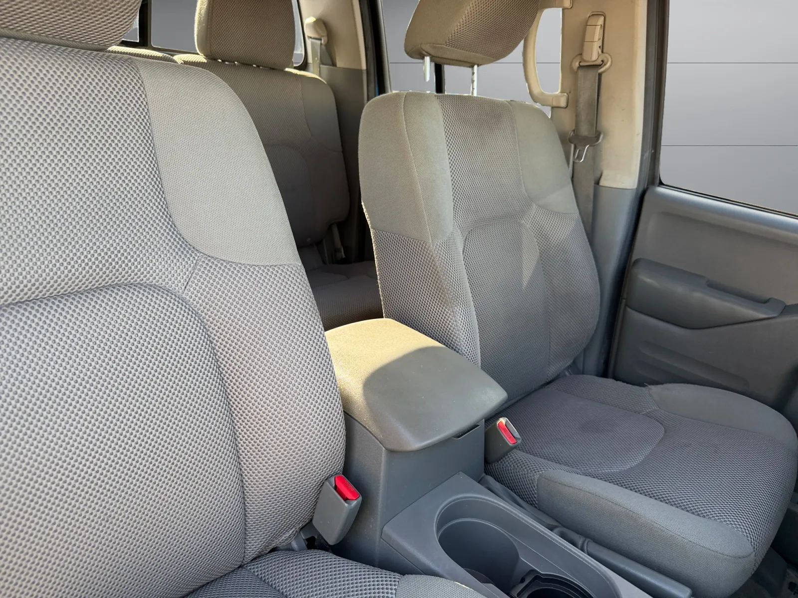 Nissan Frontier photo 18