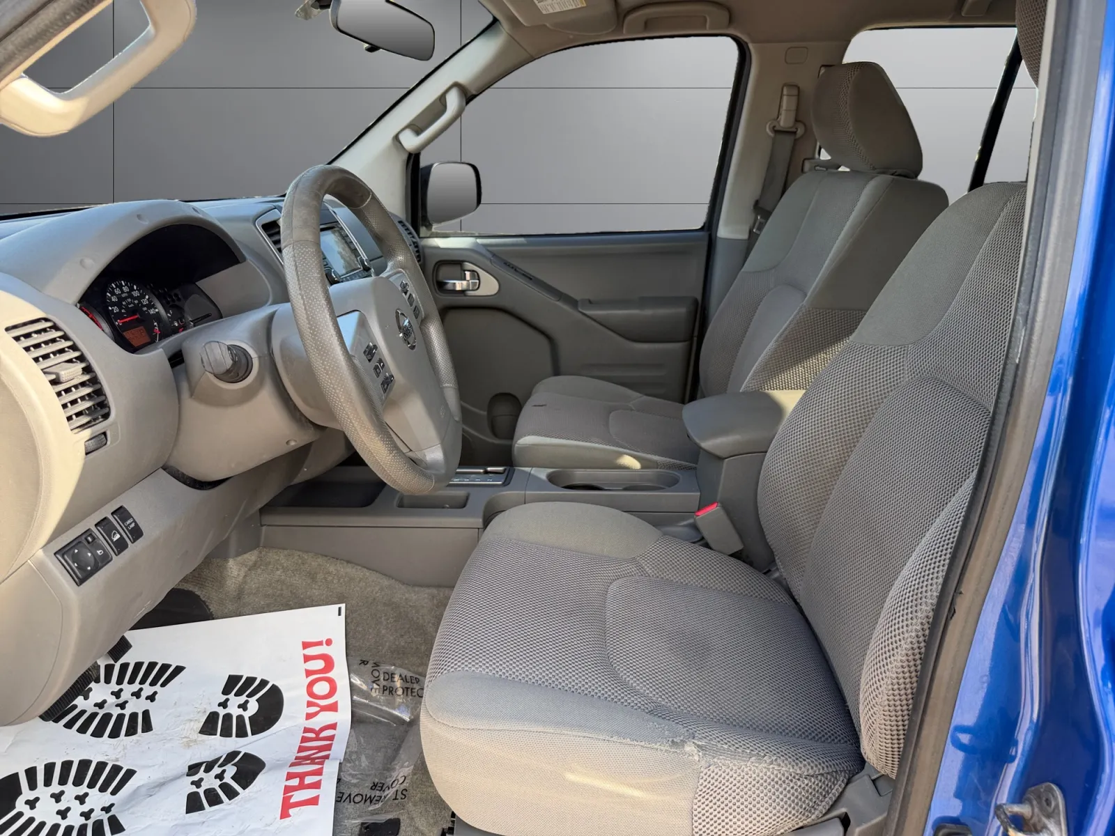 Nissan Frontier photo 10