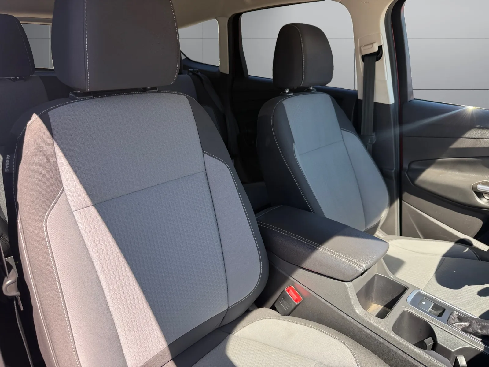 Ford Escape photo 18