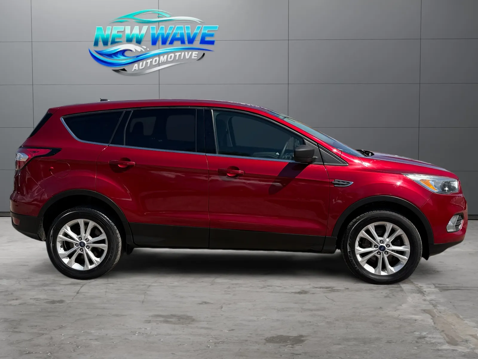 Ford Escape photo 6