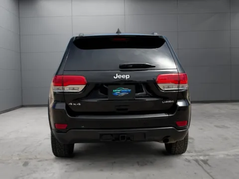 More photos of 2018 Jeep Grand Cherokee Laredo E 4x4 at New Wave Automotive, CO