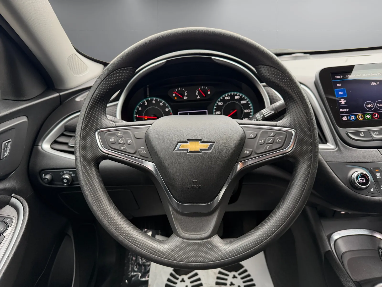 Chevrolet Malibu photo 13