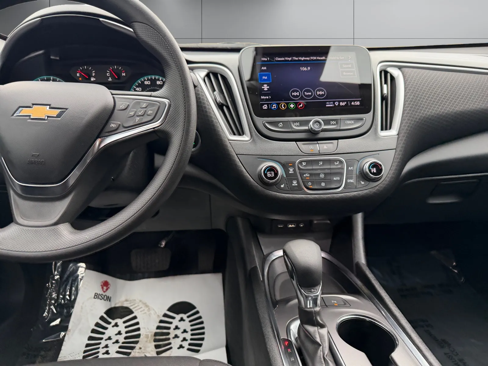 Chevrolet Malibu photo 12