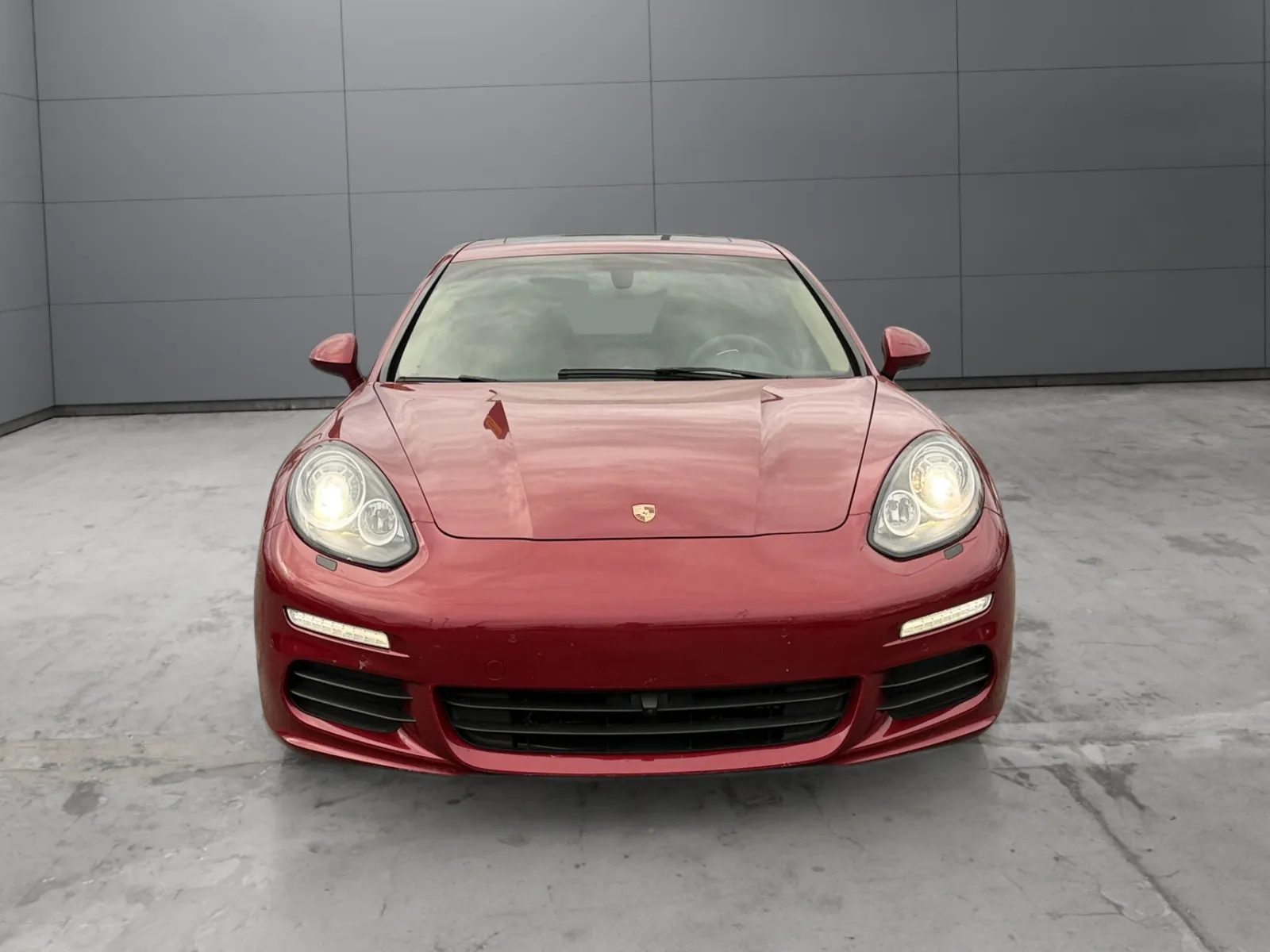 Porsche Panamera photo 8