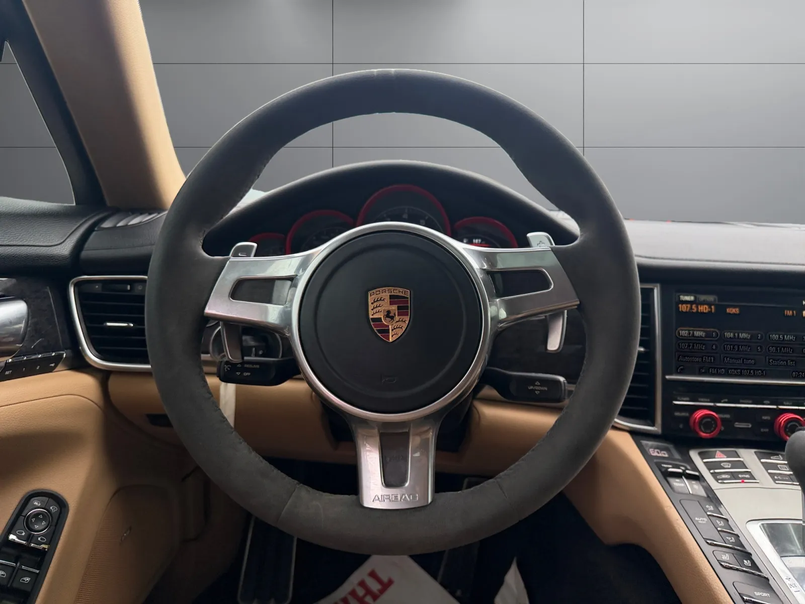 Porsche Panamera photo 13