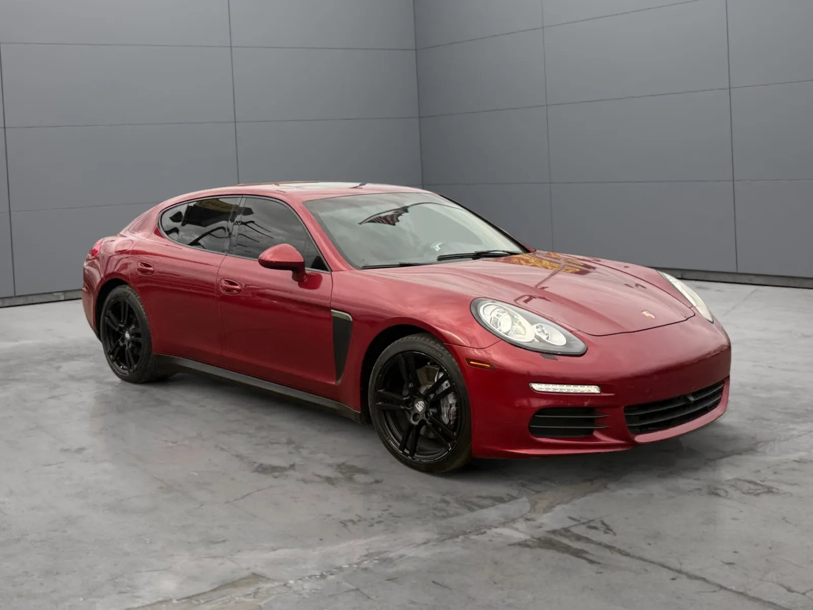Porsche Panamera photo 7