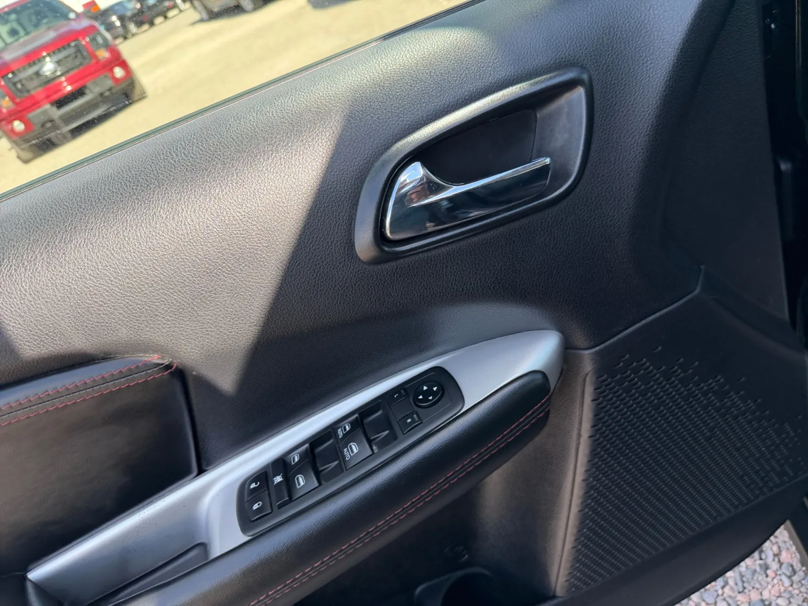 Dodge Journey photo 11
