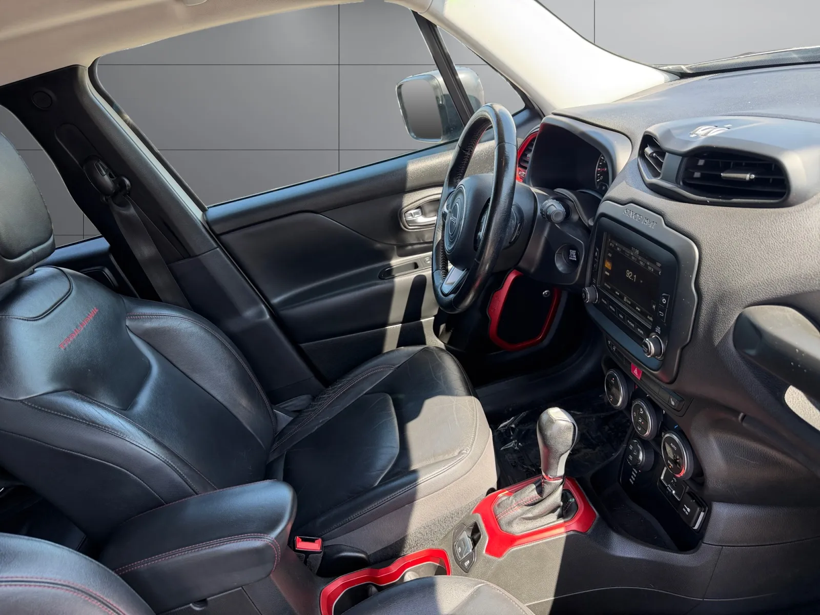 Jeep Renegade photo 17