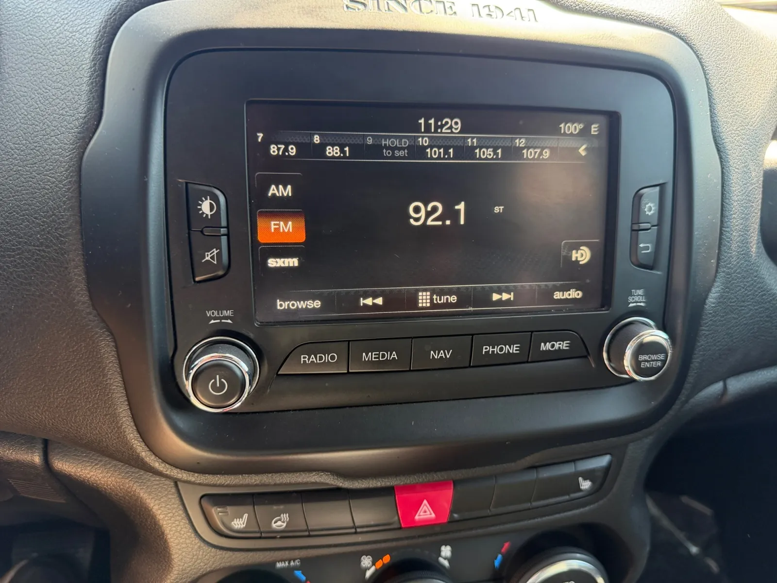 Jeep Renegade photo 21
