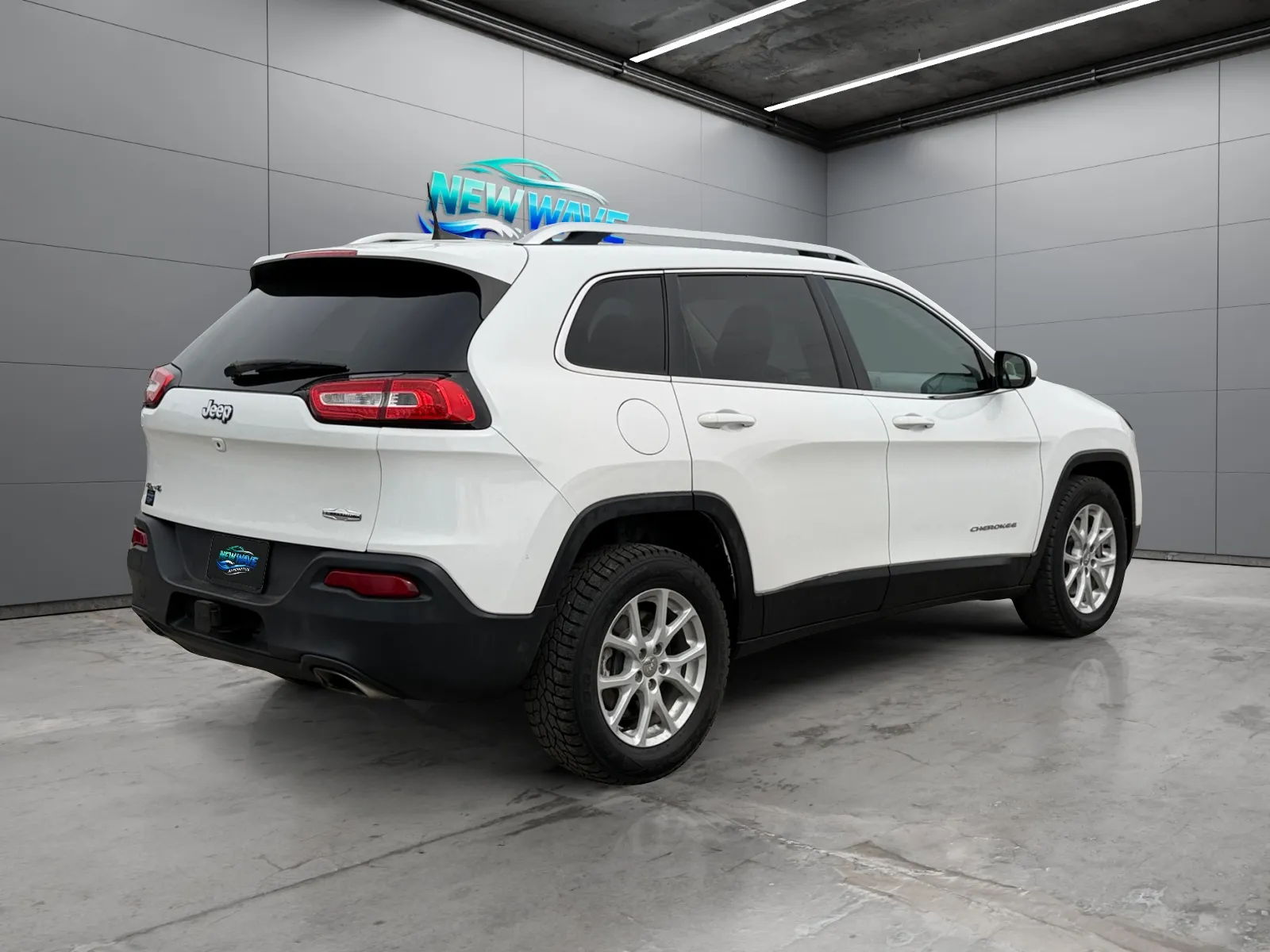 Jeep Cherokee photo 5