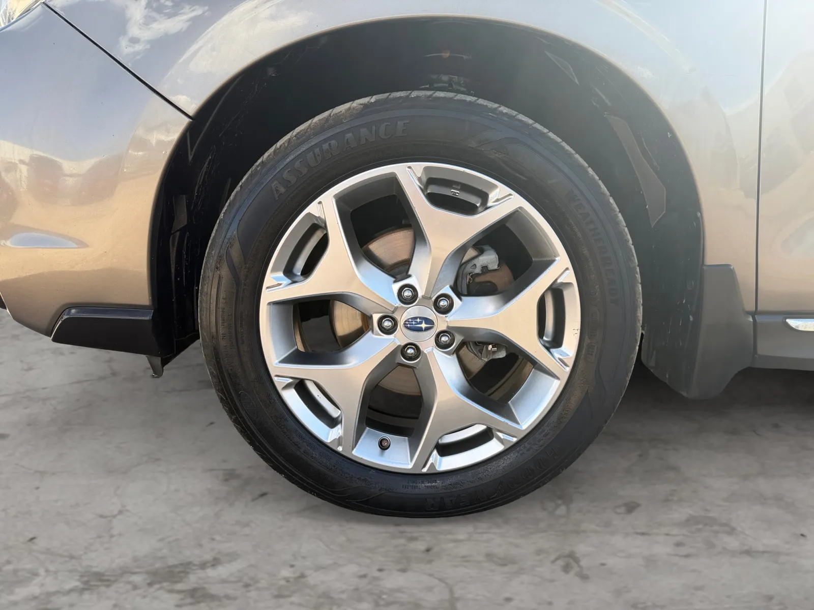 Subaru Forester photo 9