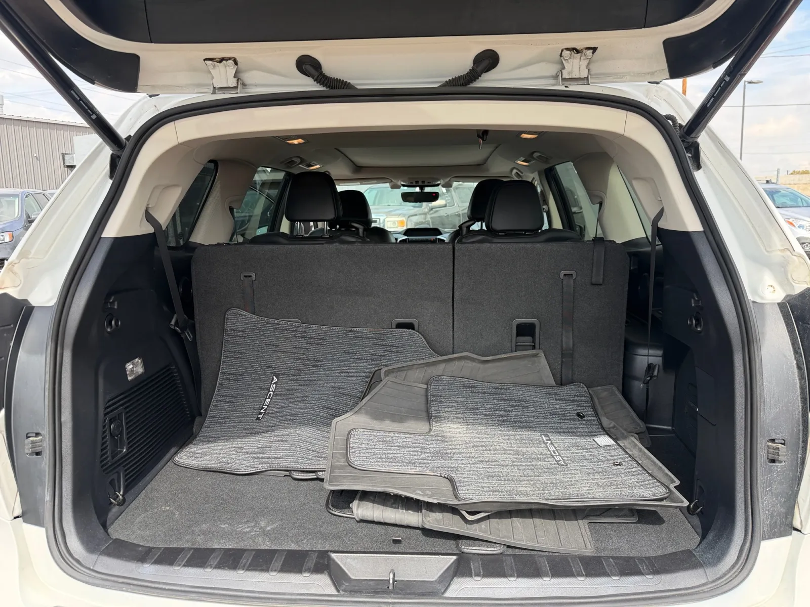 Subaru Ascent photo 19