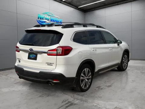 More photos of 2022 Subaru Ascent Limited at New Wave Automotive, CO