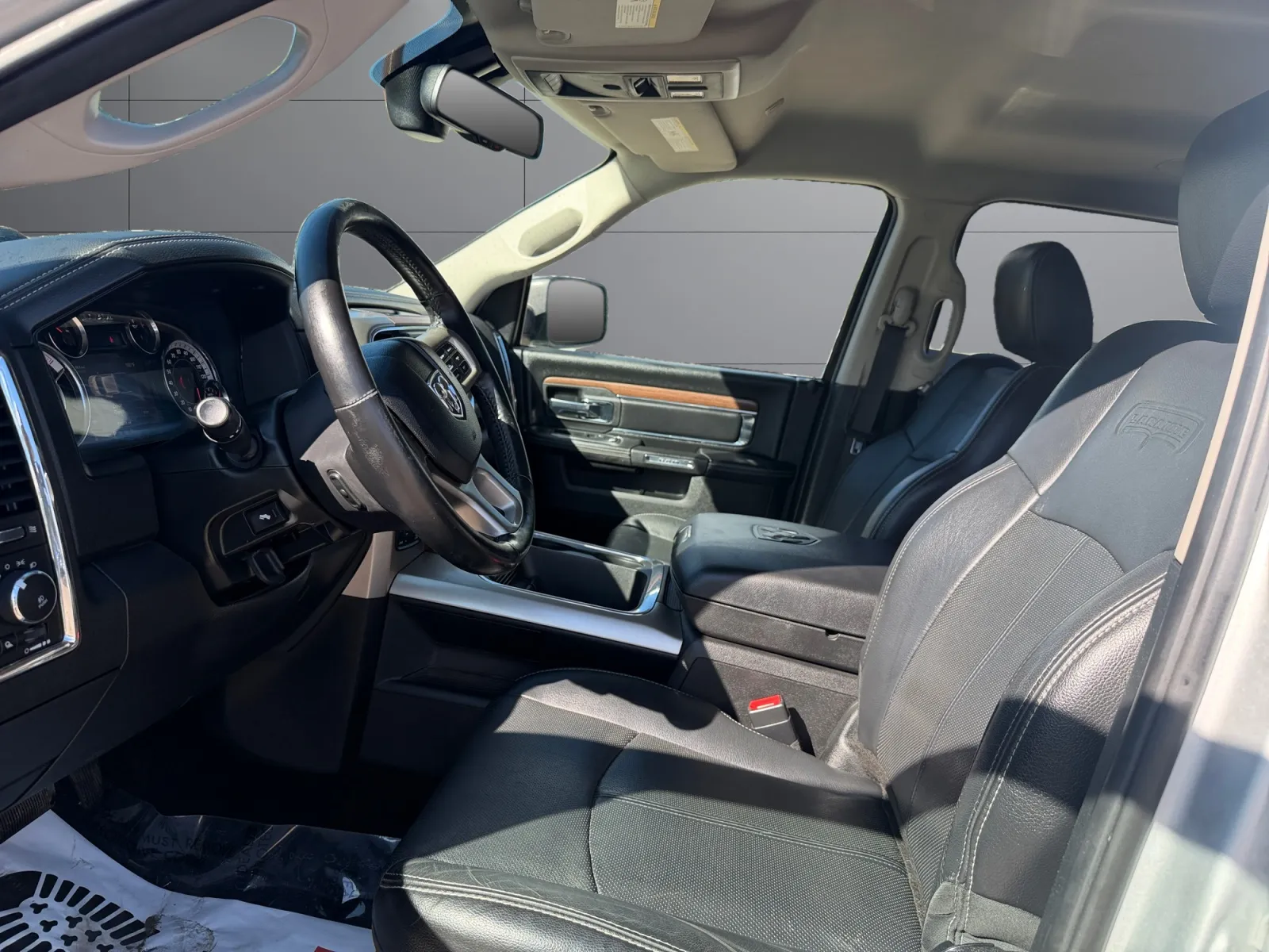 Ram 1500 photo 10