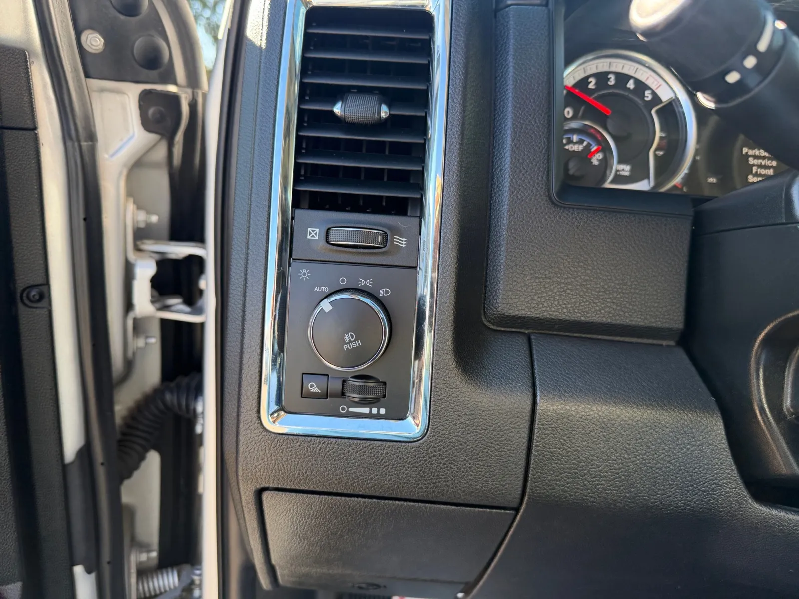 Ram 1500 photo 23