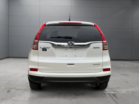 More photos of 2016 HONDA CR-V SE at New Wave Automotive, CO