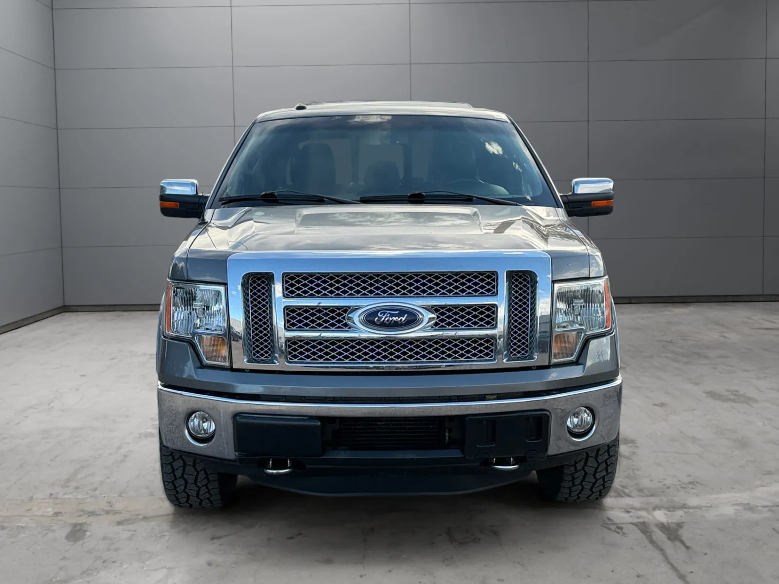 Ford F-150 photo 8