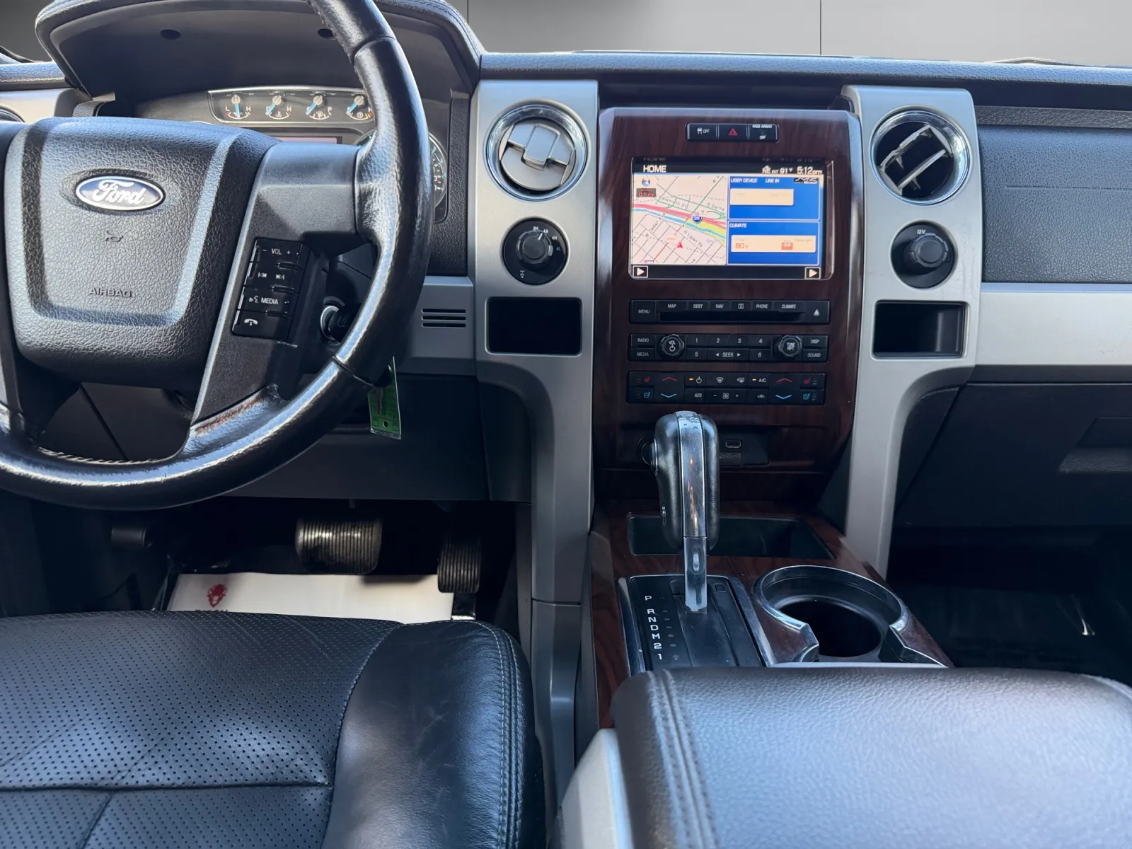 Ford F-150 photo 12