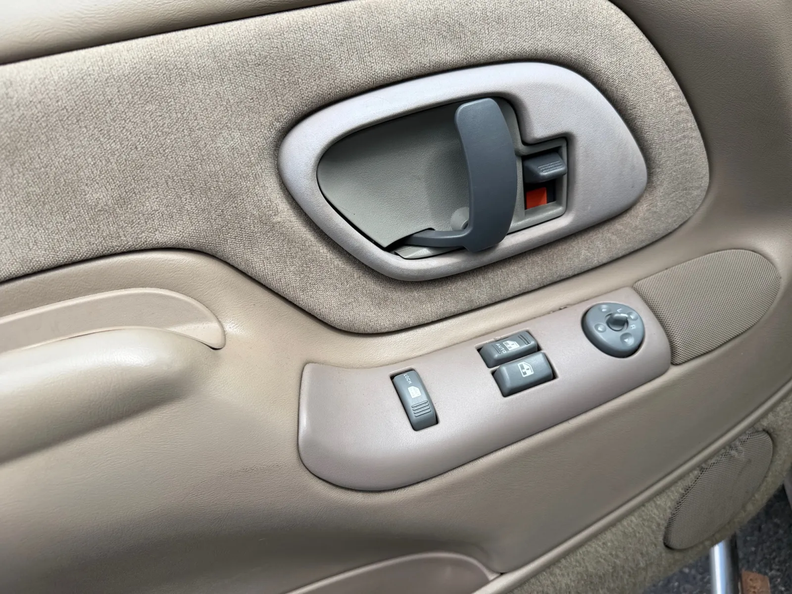 Chevrolet C/K1500 photo 11