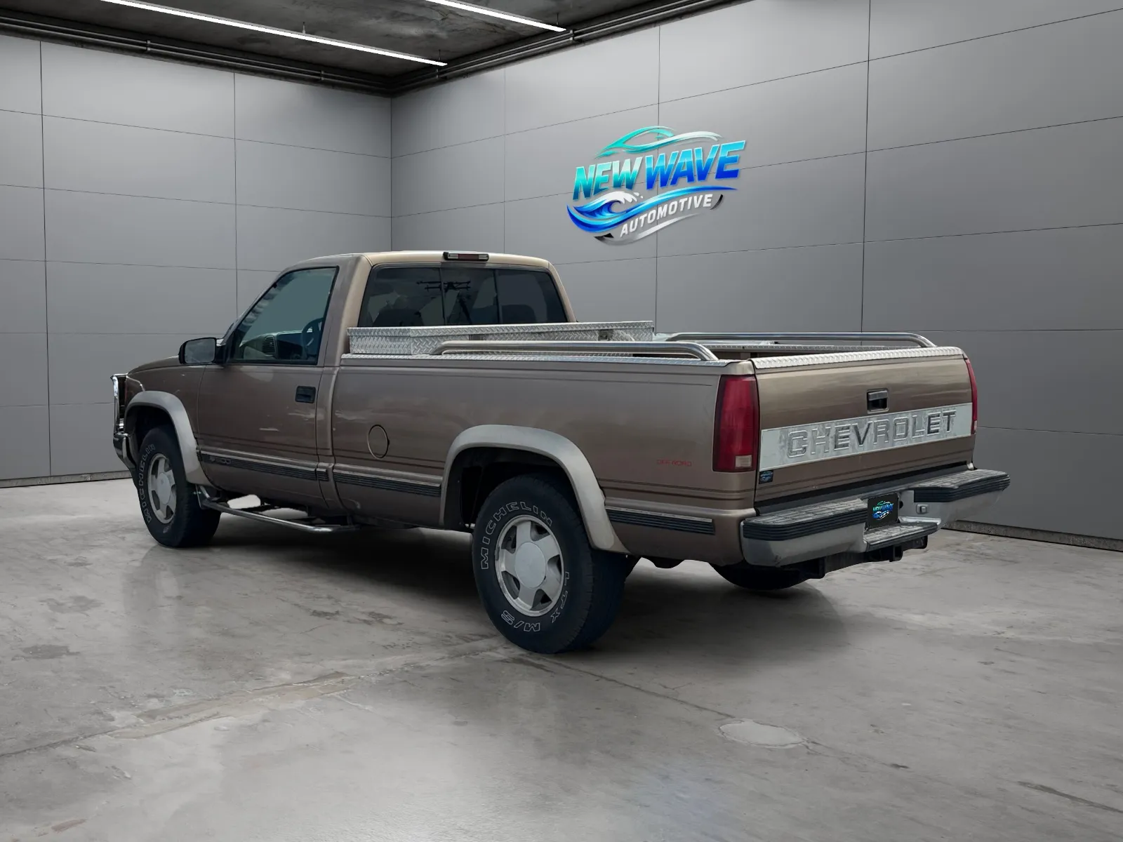 Chevrolet C/K1500 photo 3