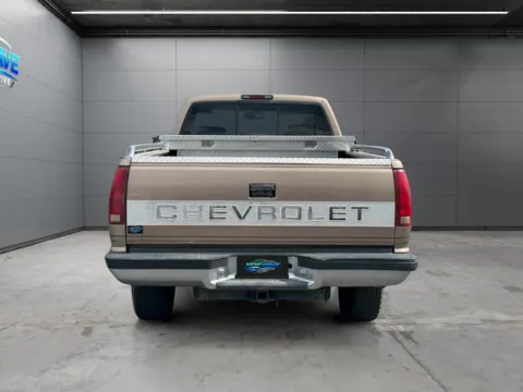 More photos of 1997 Chevrolet C/K 1500 Series at New Wave Automotive, CO