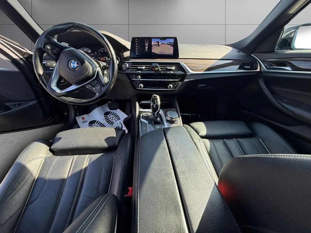 BMW 530i photo 12