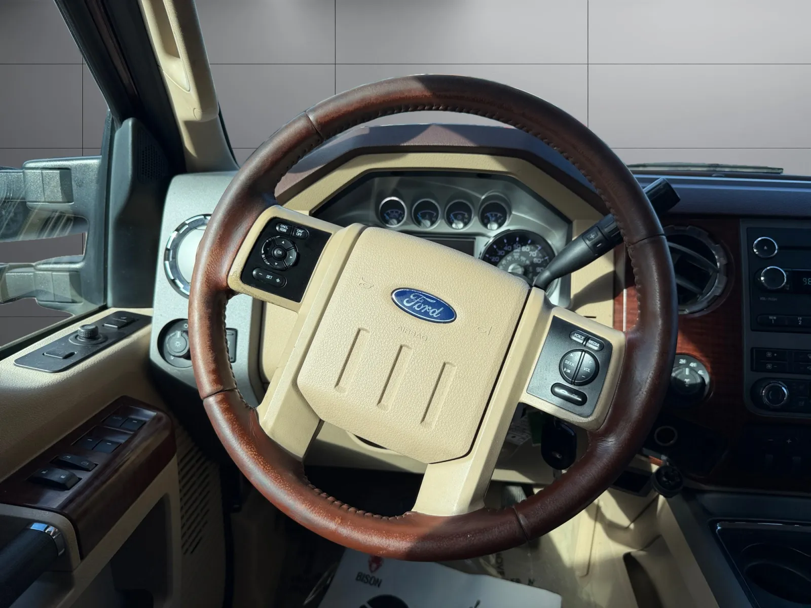 Ford F-350 photo 13