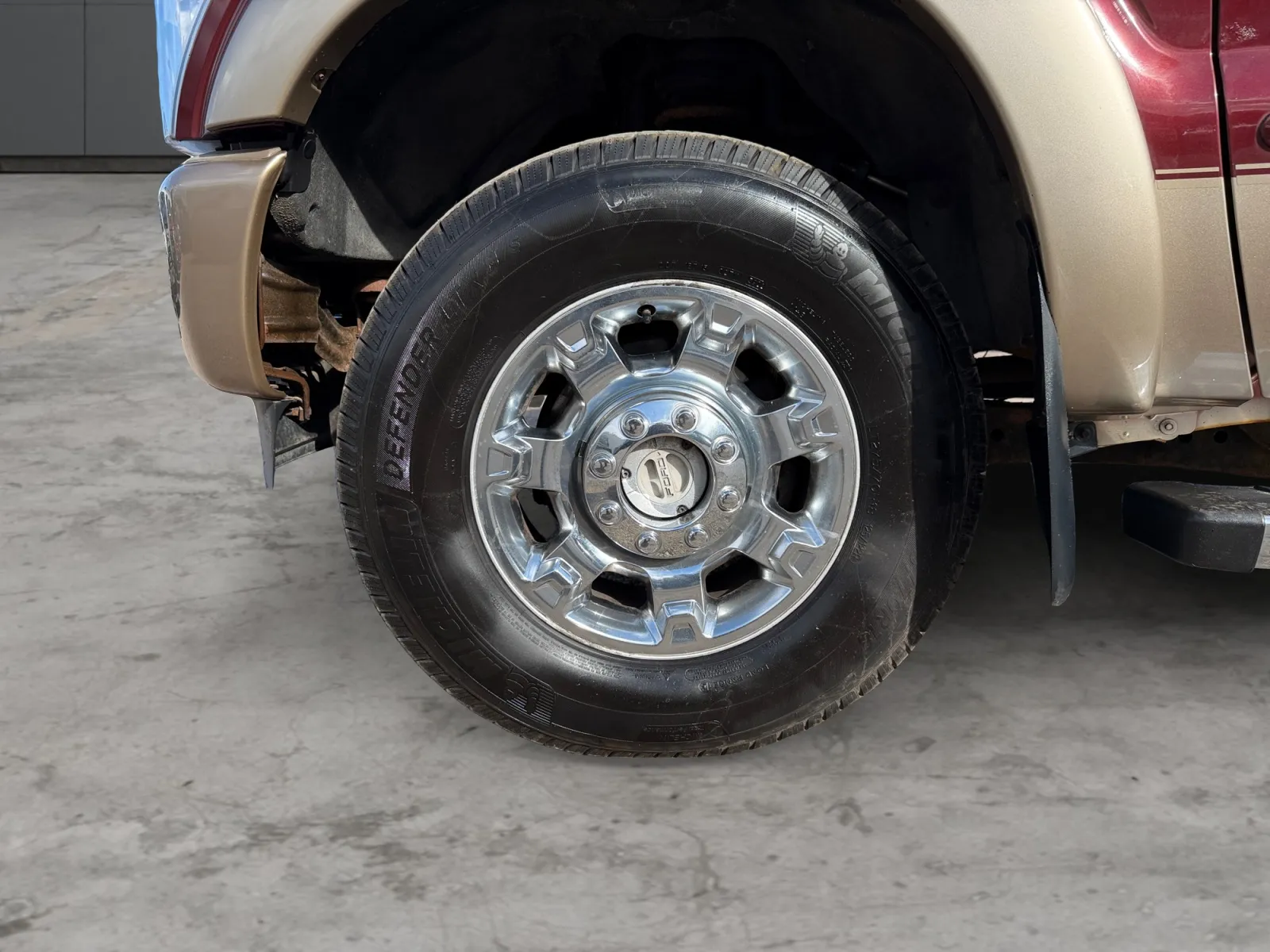 Ford F-350 photo 9