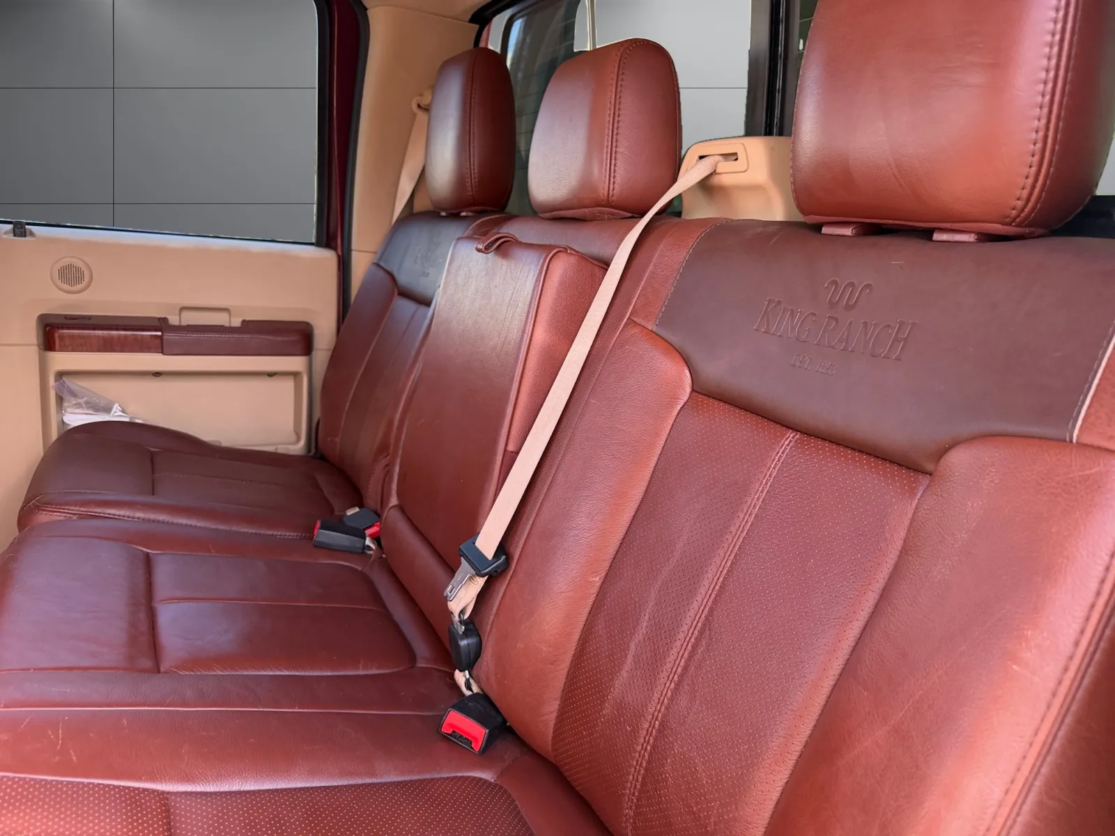 Ford F-350 photo 16