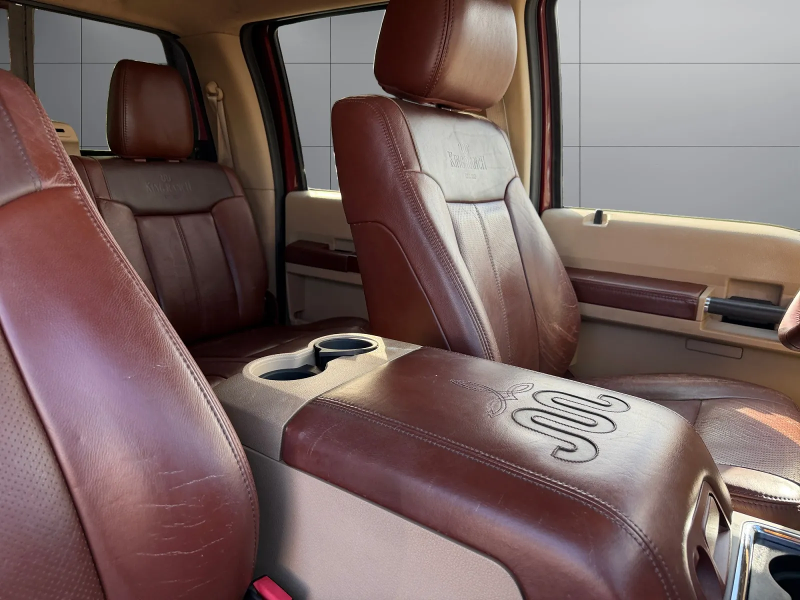 Ford F-350 photo 18