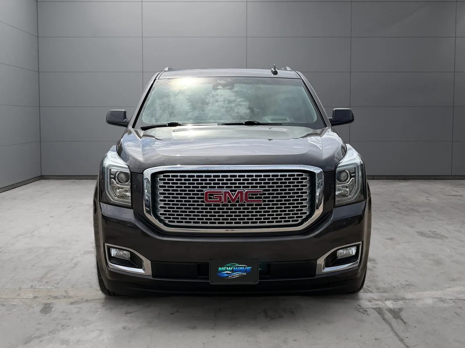 GMC Yukon photo 8