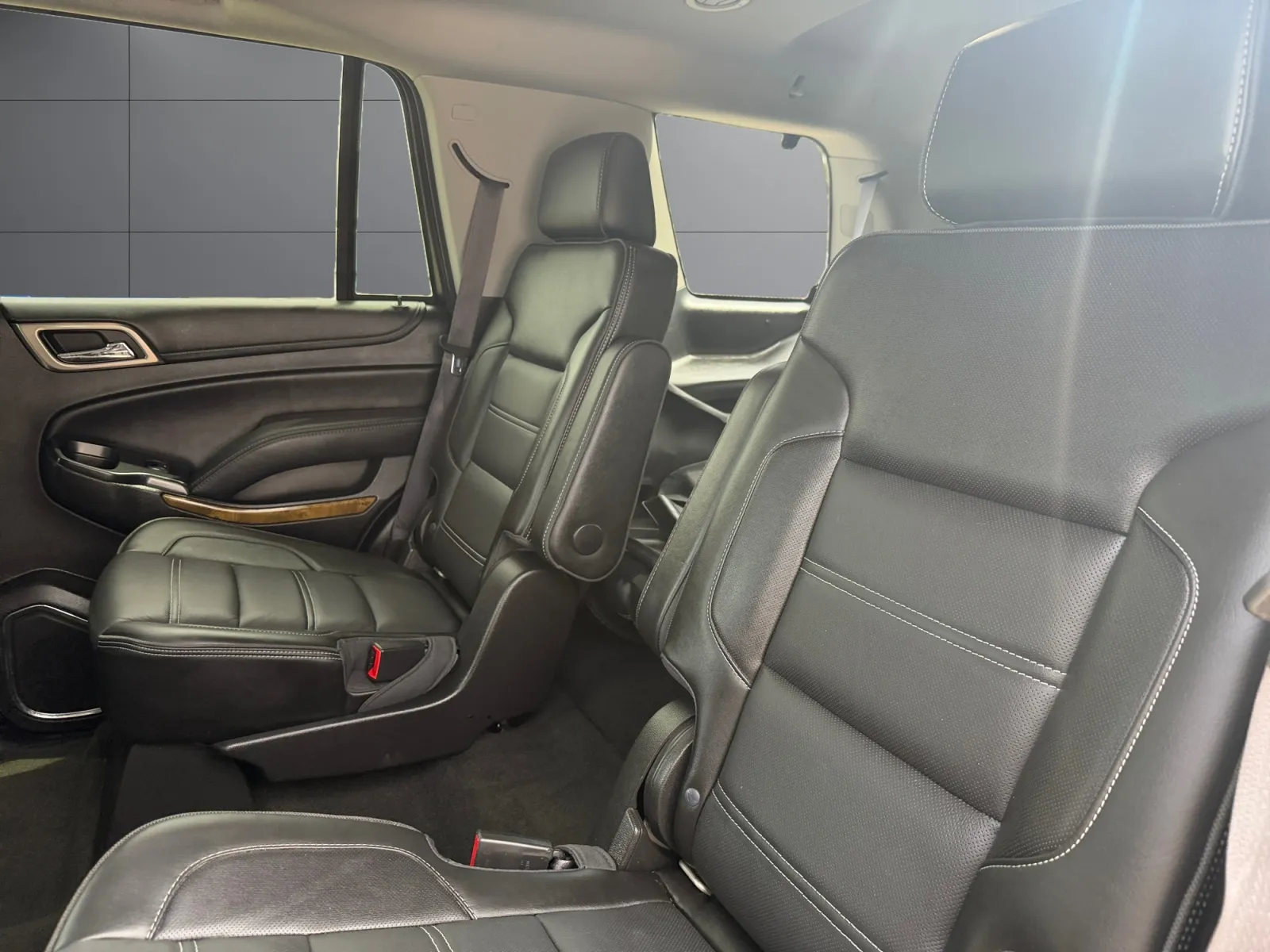 GMC Yukon photo 16