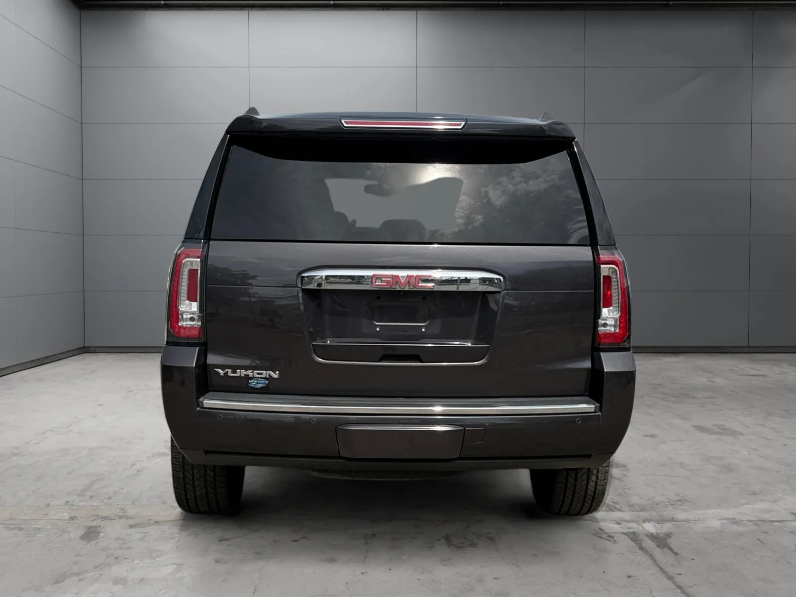 GMC Yukon photo 4