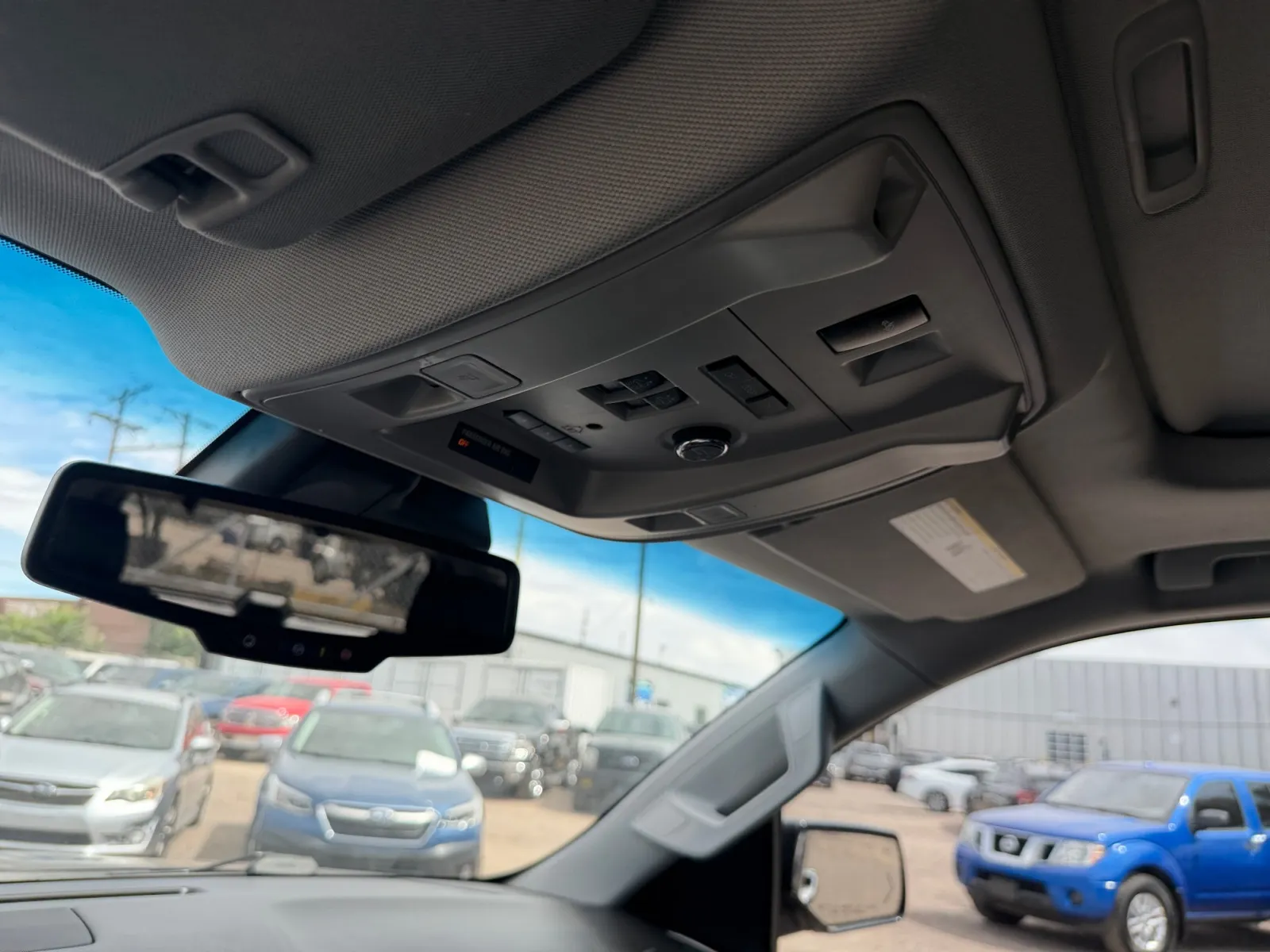 GMC Yukon photo 25