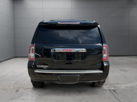 More photos of 2017 GMC Yukon Denali at New Wave Automotive, CO